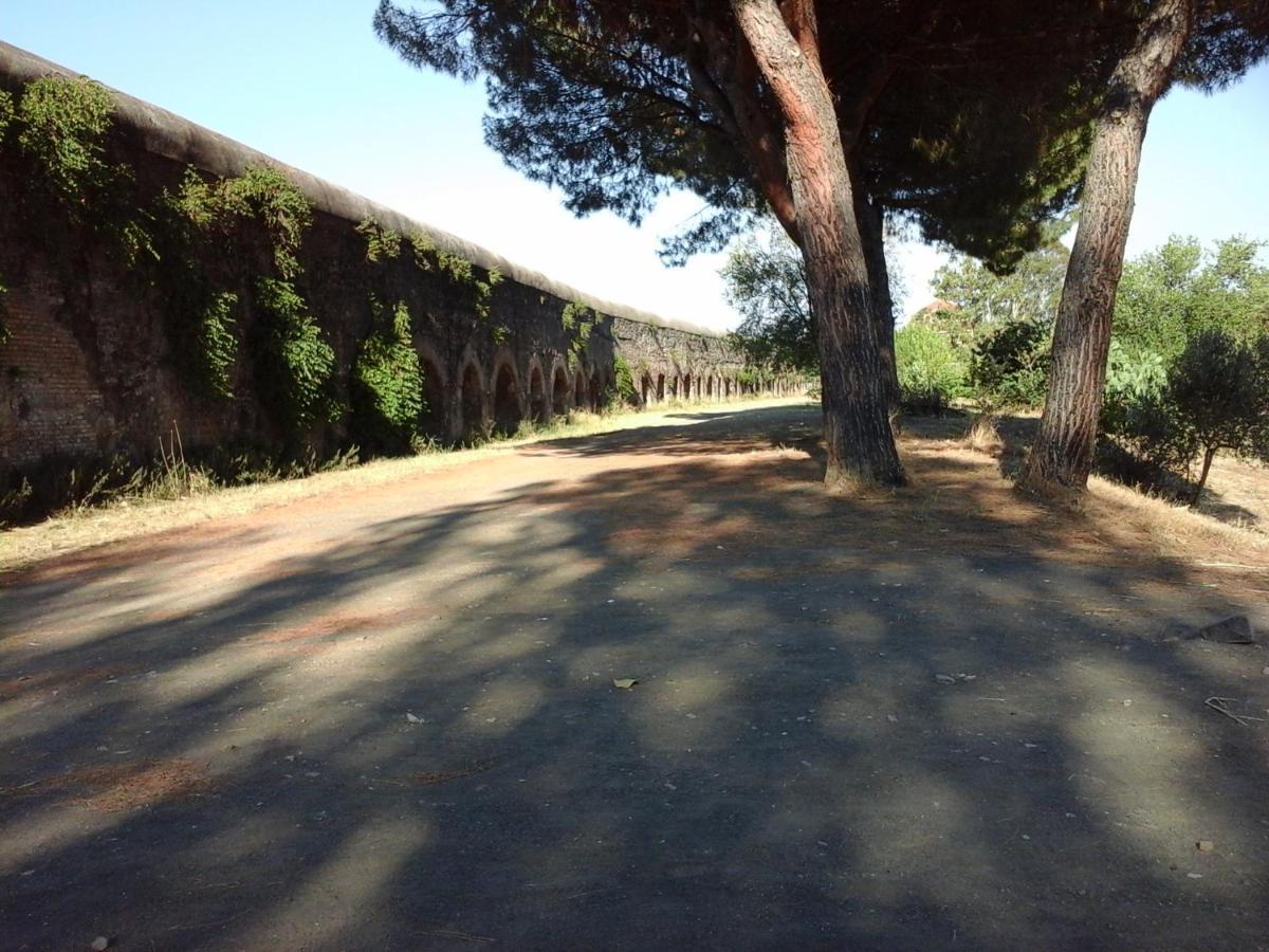 B&B Near Metro' Central Line - Only Wc In The Rooms 15 Minutes To Termini Station 20 To Spagna Square - In The Night Bus Ρώμη Εξωτερικό φωτογραφία